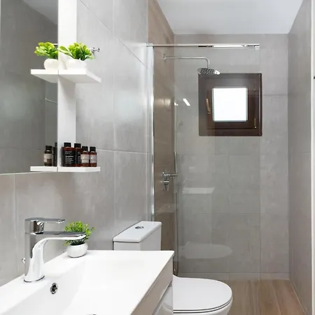 Blue Coast Garden Apartment *